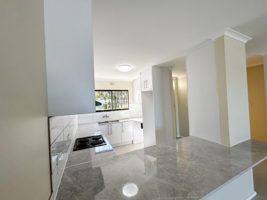 To Let 2 Bedroom Property for Rent in Table View Western Cape